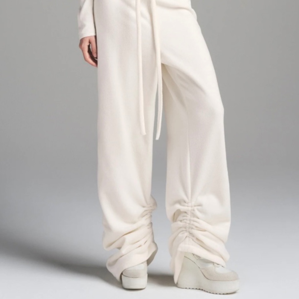 🌺SKIMS Fleece Lounge Stacked Pant Ecru Cream